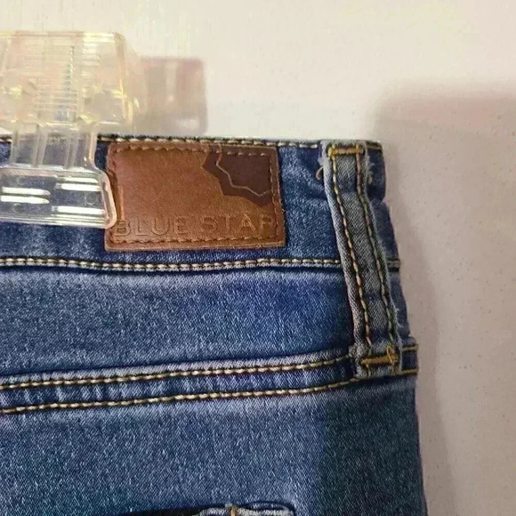 Blue Star Bootcut Medium Wash Jeans 16 EUC - Picture 6 of 6